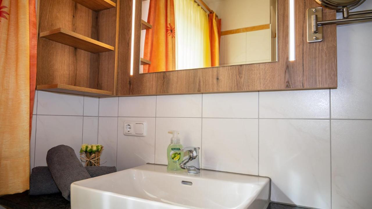 Appartement Alexandra Neukirchen am Großvenediger Exteriör bild